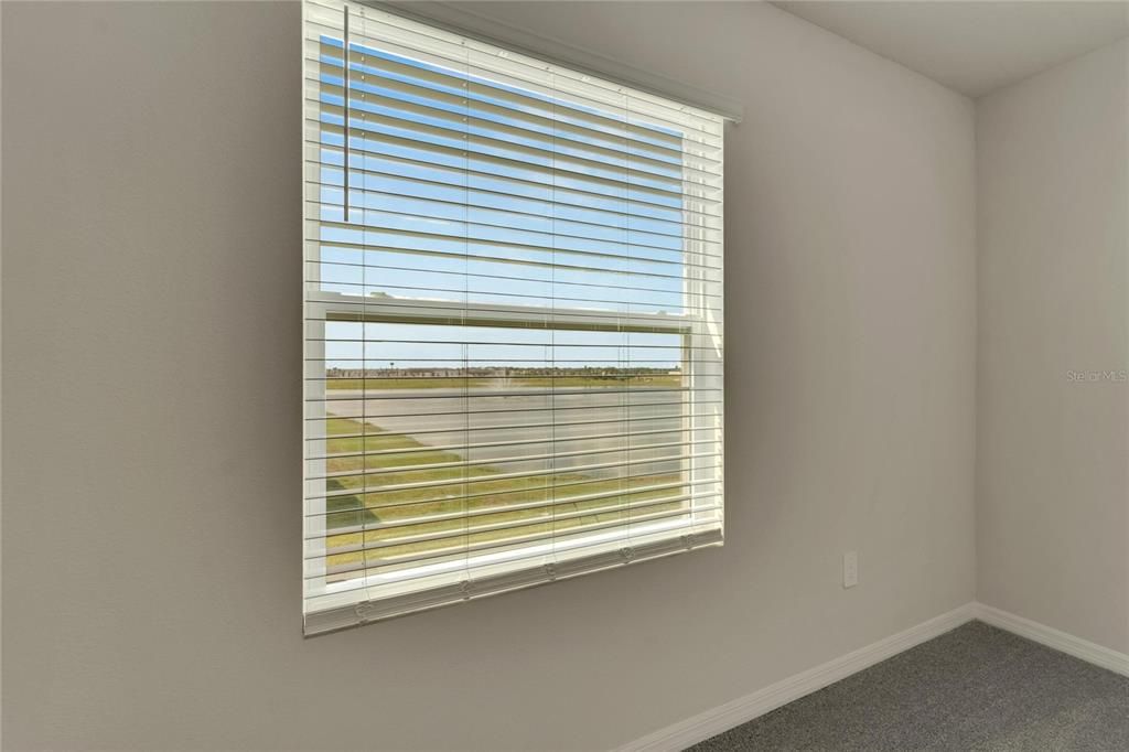 For Rent: $2,550 (3 beds, 2 baths, 1674 Square Feet)