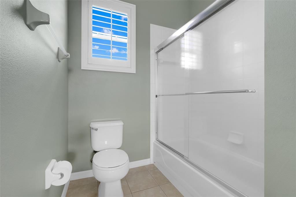 Active With Contract: $525,000 (4 beds, 2 baths, 1958 Square Feet)