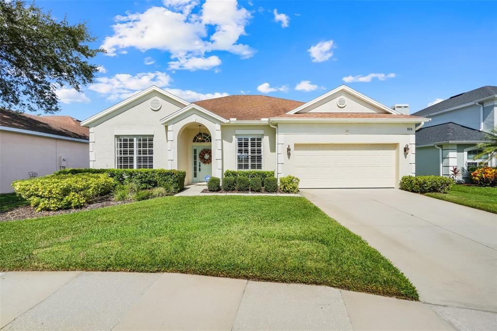 Active With Contract: $525,000 (4 beds, 2 baths, 1958 Square Feet)