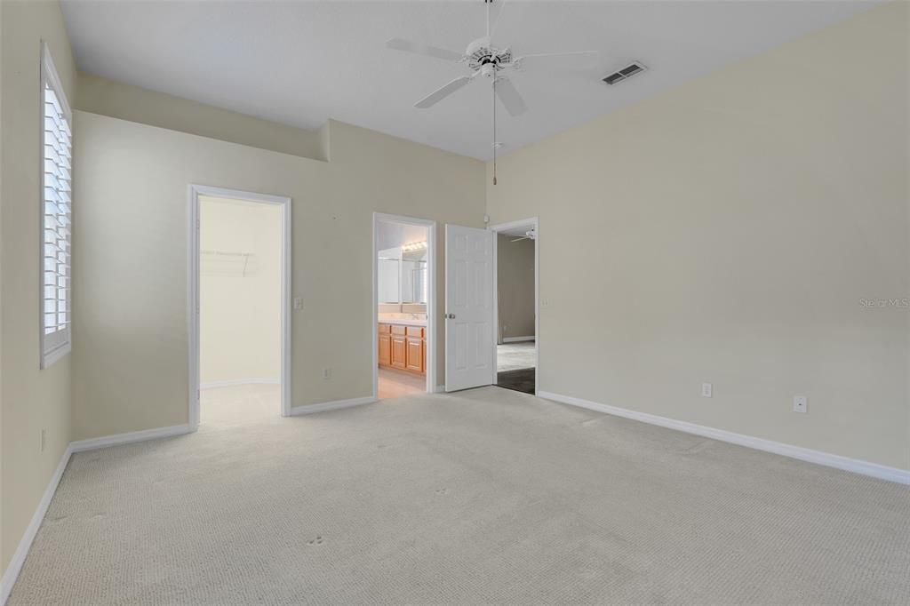 Active With Contract: $525,000 (4 beds, 2 baths, 1958 Square Feet)