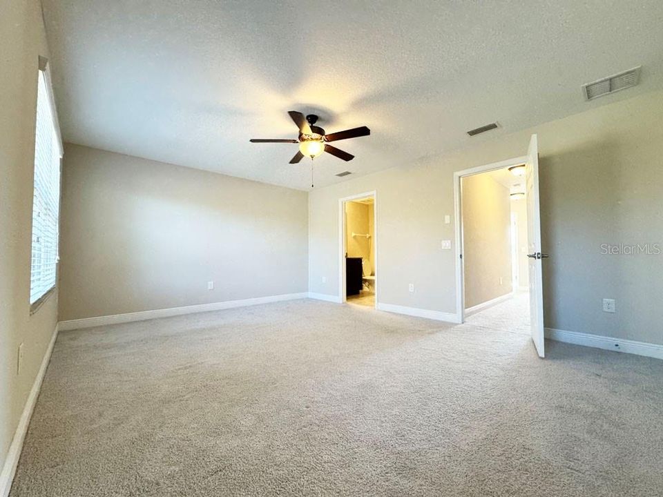 待售: $415,000 (3 贝兹, 2 浴室, 1713 平方英尺)