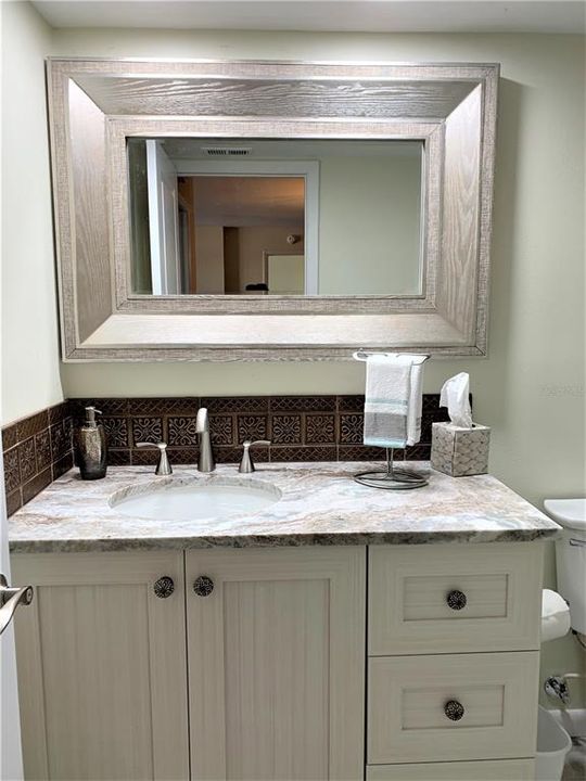 For Sale: $680,000 (2 beds, 2 baths, 1100 Square Feet)