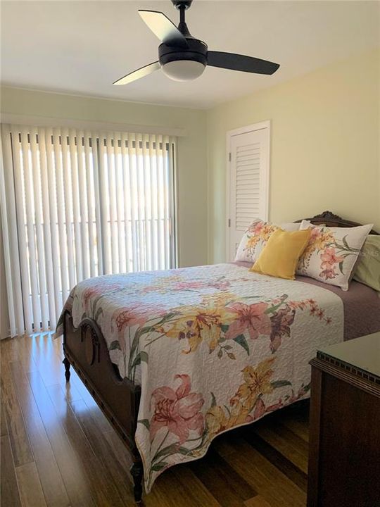 For Sale: $680,000 (2 beds, 2 baths, 1100 Square Feet)