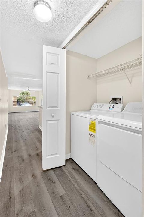 Под контрактом: $175,000 (3 спален, 2 ванн, 1287 Квадратных фут)