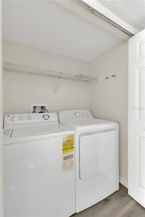 Под контрактом: $175,000 (3 спален, 2 ванн, 1287 Квадратных фут)