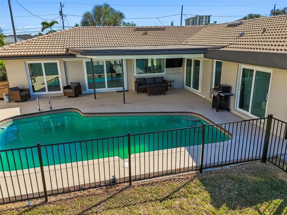 For Sale: $1,525,000 (4 beds, 3 baths, 1846 Square Feet)