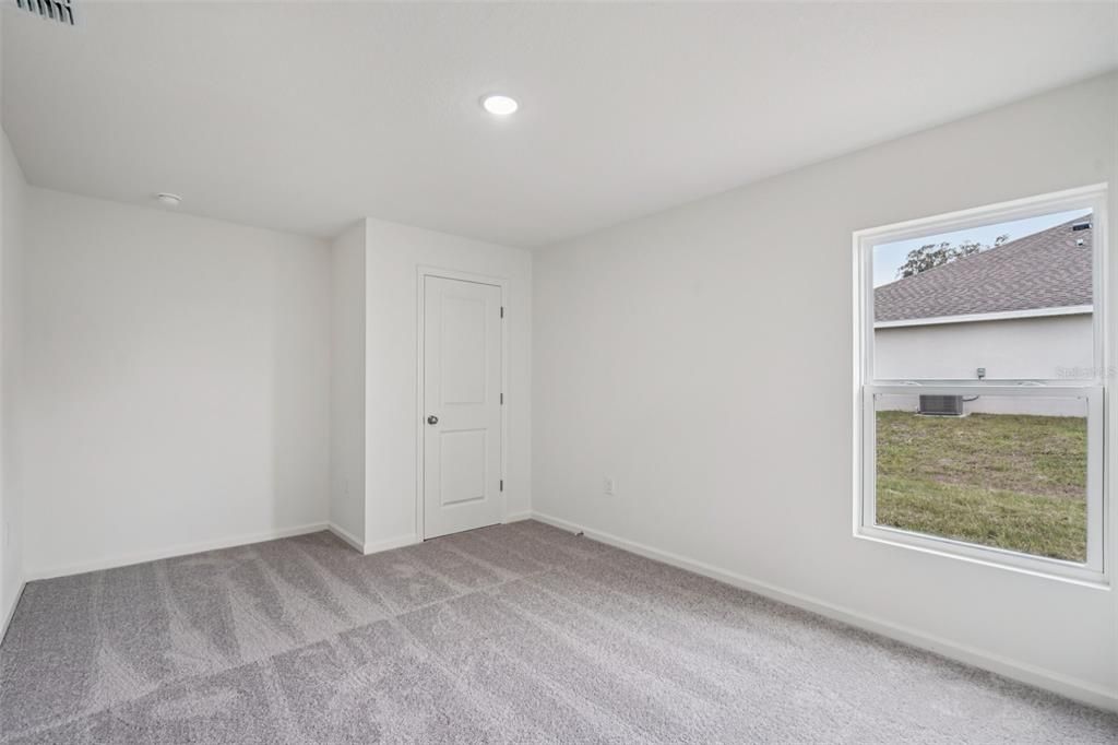 For Sale: $279,888 (4 beds, 2 baths, 1843 Square Feet)