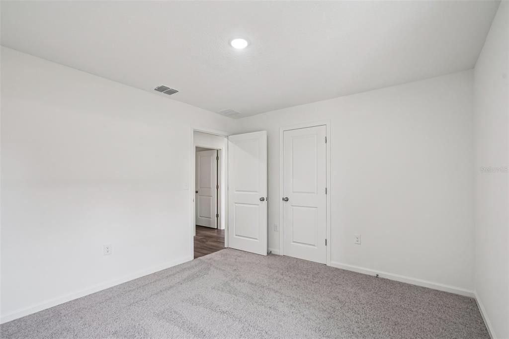 For Sale: $279,888 (4 beds, 2 baths, 1843 Square Feet)