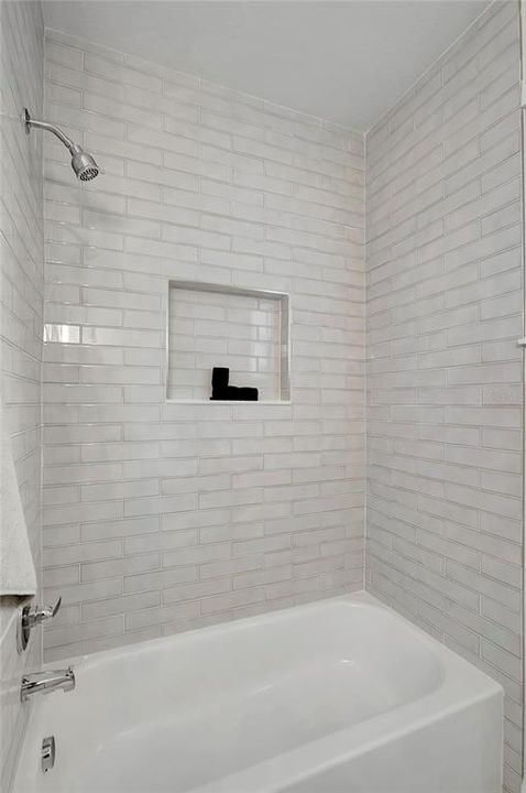 На продажу: $624,900 (3 спален, 2 ванн, 1600 Квадратных фут)