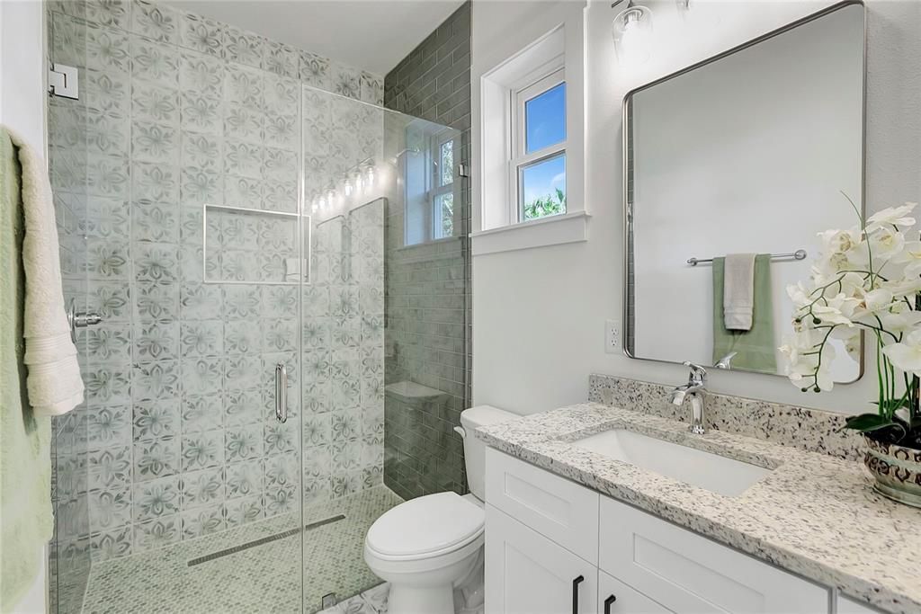 На продажу: $624,900 (3 спален, 2 ванн, 1600 Квадратных фут)