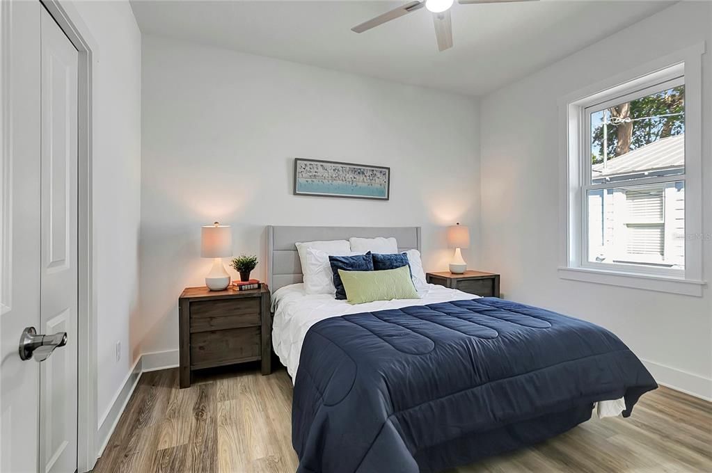 На продажу: $624,900 (3 спален, 2 ванн, 1600 Квадратных фут)