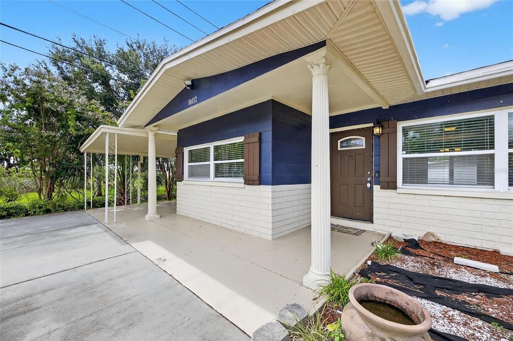 出租: $3,100 (3 贝兹, 2 浴室, 1268 平方英尺)