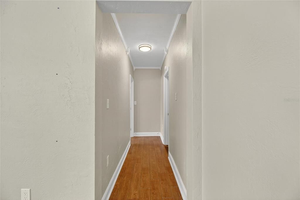 出租: $3,100 (3 贝兹, 2 浴室, 1268 平方英尺)