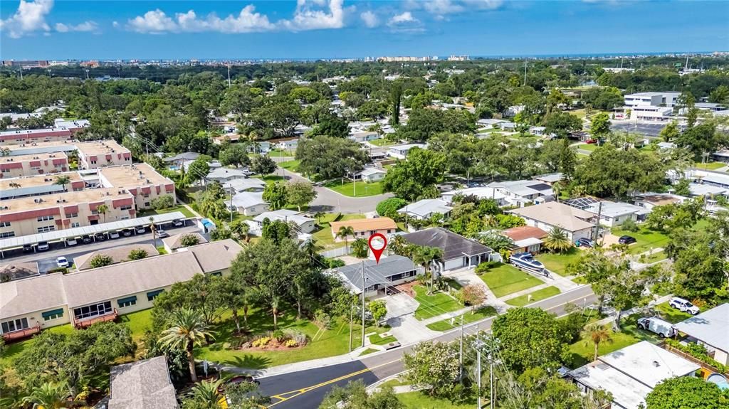 出租: $3,100 (3 贝兹, 2 浴室, 1268 平方英尺)