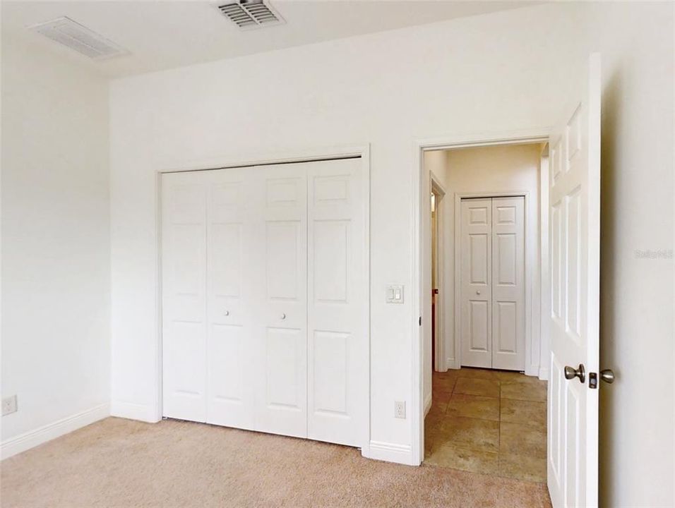 待售: $275,000 (3 贝兹, 2 浴室, 1706 平方英尺)