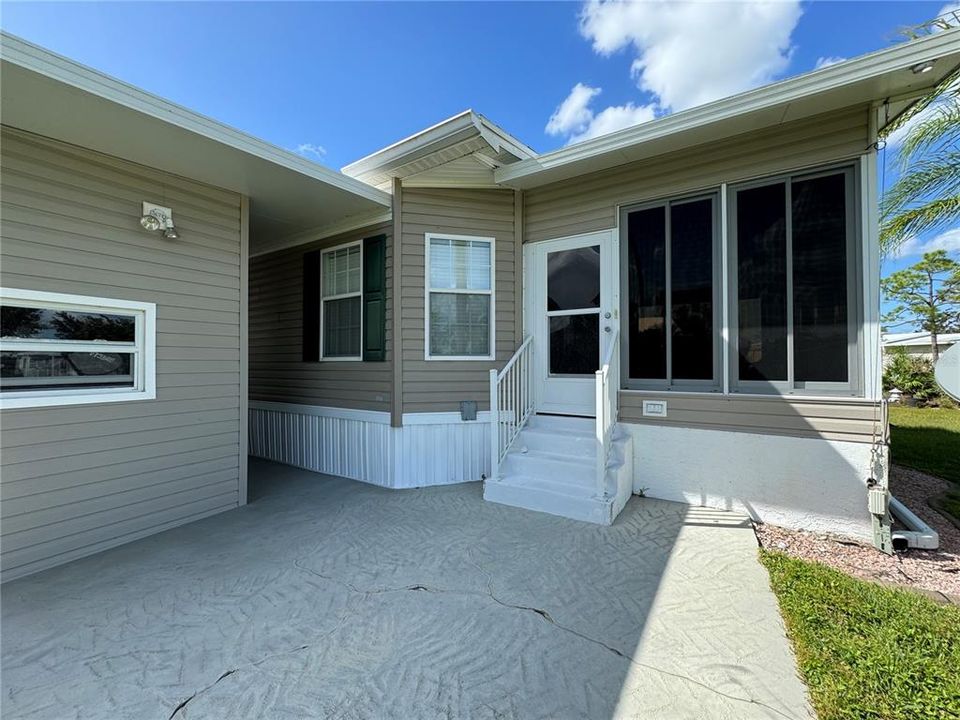 For Sale: $215,000 (3 beds, 2 baths, 1344 Square Feet)