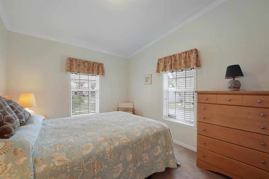 For Sale: $215,000 (3 beds, 2 baths, 1344 Square Feet)