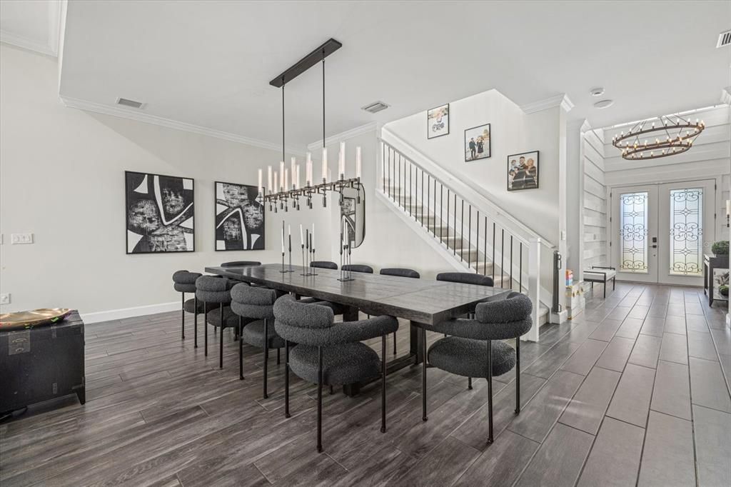 For Sale: $1,650,000 (4 beds, 4 baths, 3963 Square Feet)