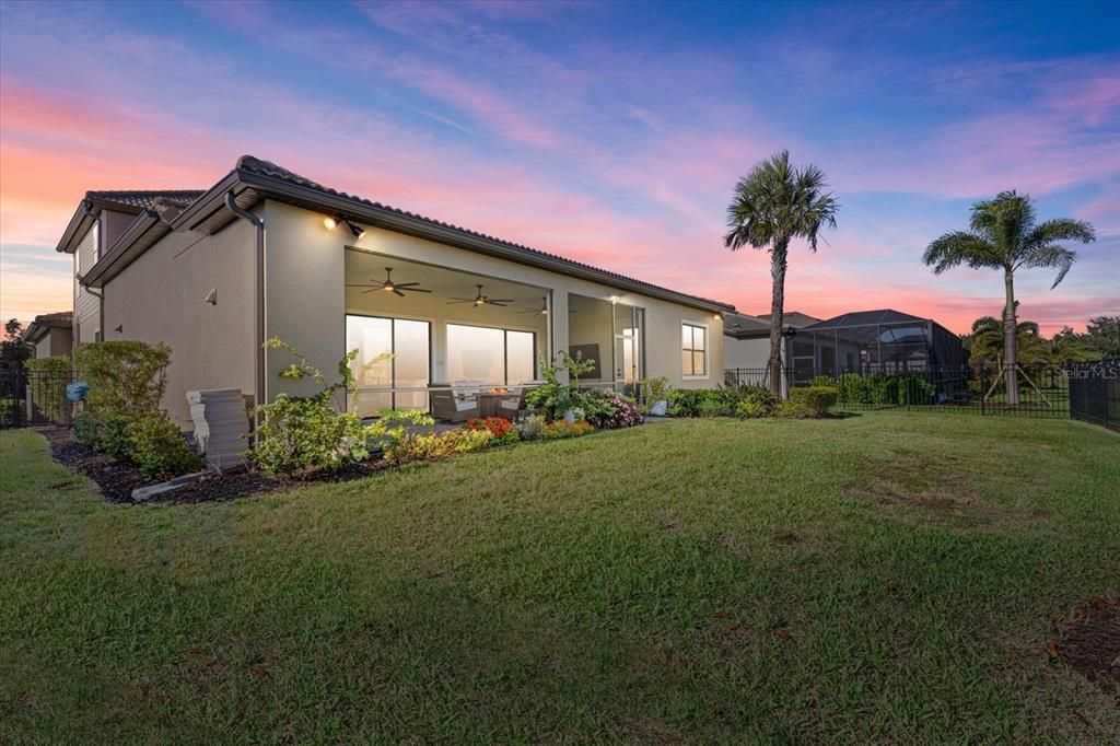 For Sale: $1,650,000 (4 beds, 4 baths, 3963 Square Feet)