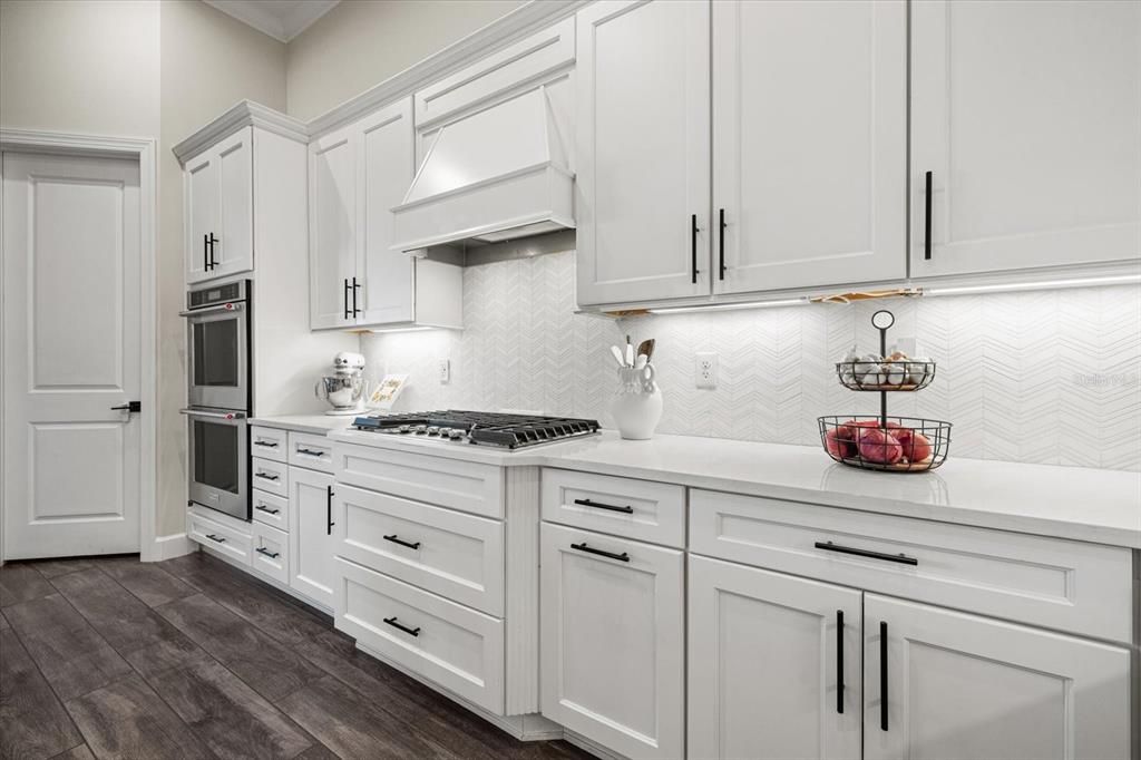 For Sale: $1,650,000 (4 beds, 4 baths, 3963 Square Feet)