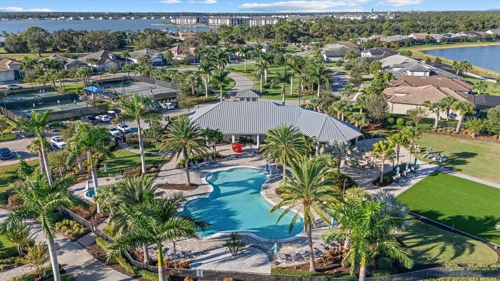 For Sale: $1,650,000 (4 beds, 4 baths, 3963 Square Feet)