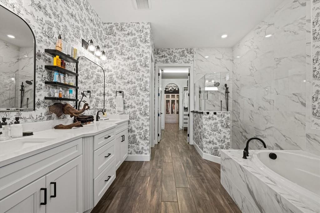 For Sale: $1,650,000 (4 beds, 4 baths, 3963 Square Feet)