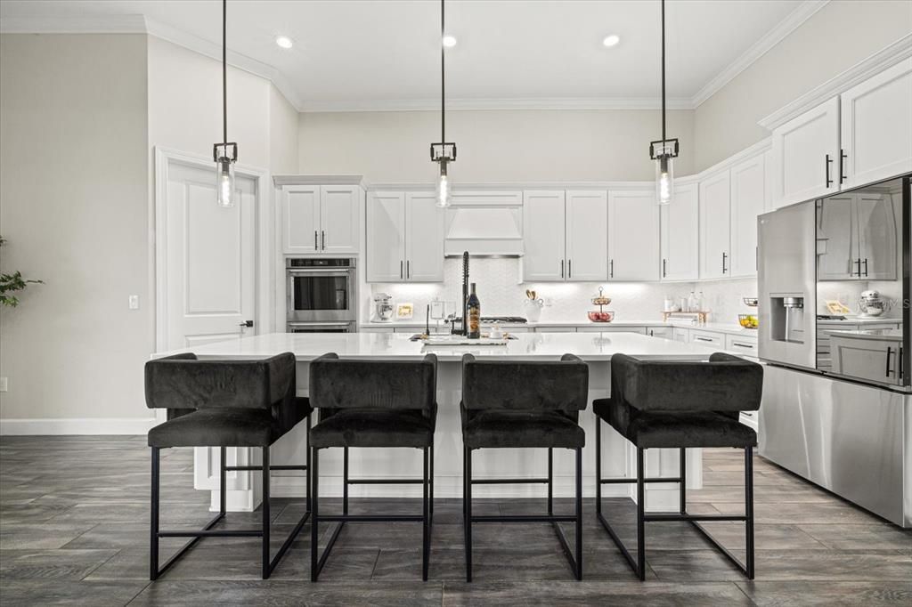 For Sale: $1,650,000 (4 beds, 4 baths, 3963 Square Feet)