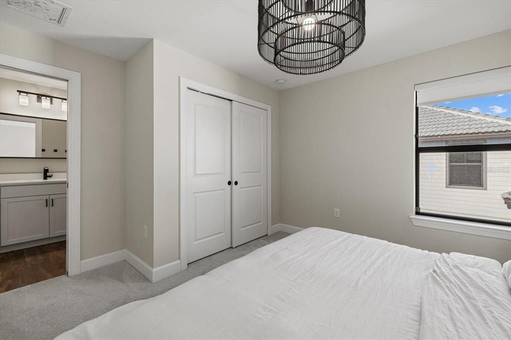 For Sale: $1,650,000 (4 beds, 4 baths, 3963 Square Feet)