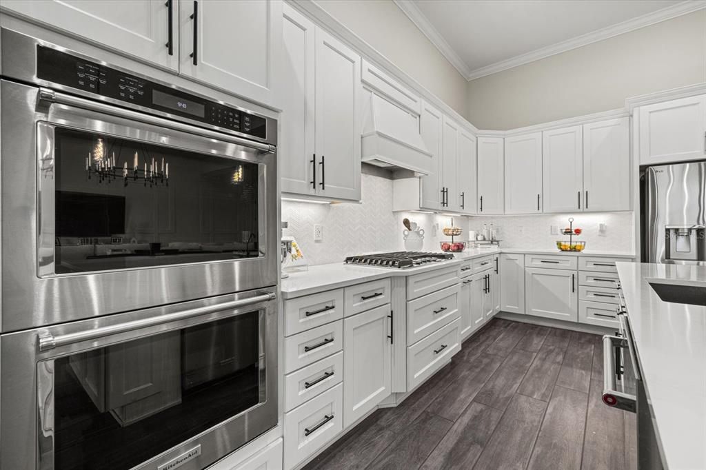 For Sale: $1,650,000 (4 beds, 4 baths, 3963 Square Feet)