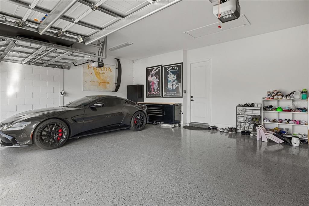 For Sale: $1,650,000 (4 beds, 4 baths, 3963 Square Feet)