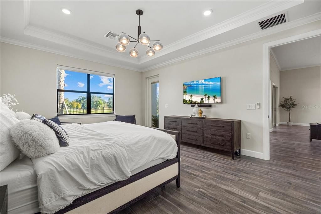 For Sale: $1,650,000 (4 beds, 4 baths, 3963 Square Feet)