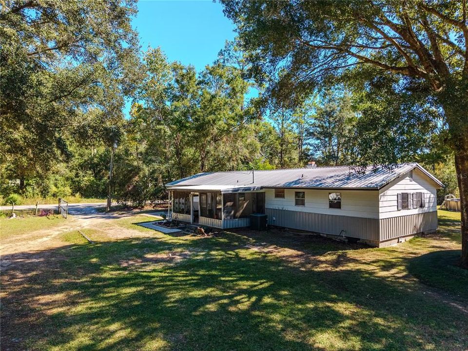 待售: $210,000 (3 贝兹, 2 浴室, 1280 平方英尺)