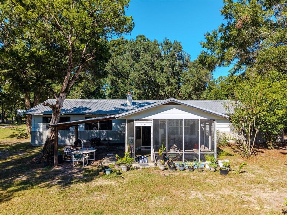 待售: $210,000 (3 贝兹, 2 浴室, 1280 平方英尺)