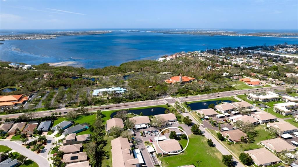 出租: $2,250 (2 贝兹, 2 浴室, 1291 平方英尺)