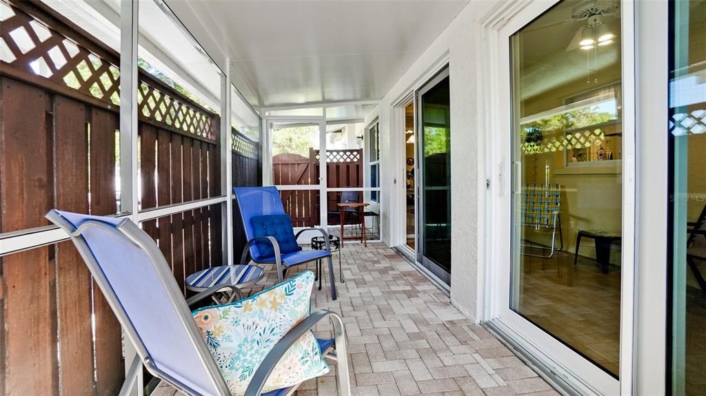 出租: $2,250 (2 贝兹, 2 浴室, 1291 平方英尺)