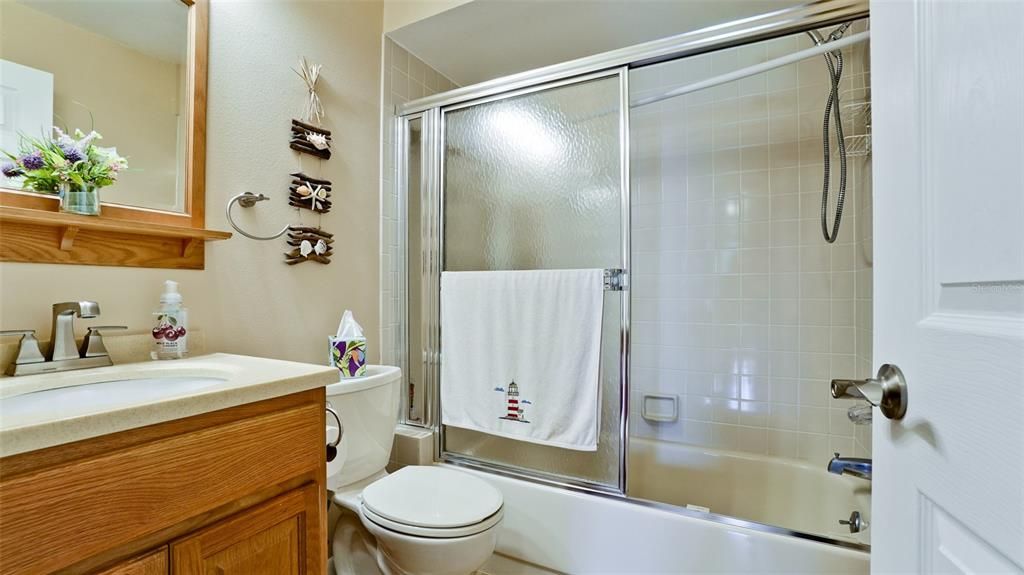 出租: $2,250 (2 贝兹, 2 浴室, 1291 平方英尺)