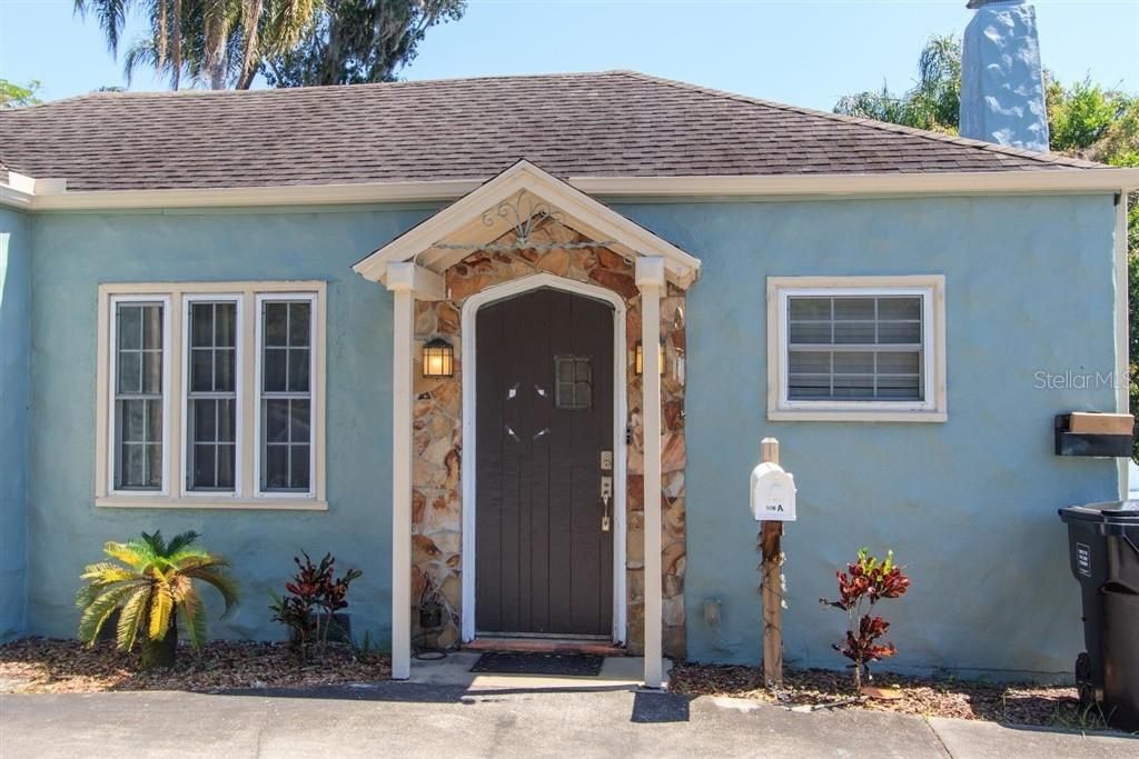 Под контрактом: $1,947 (2 спален, 2 ванн, 1110 Квадратных фут)