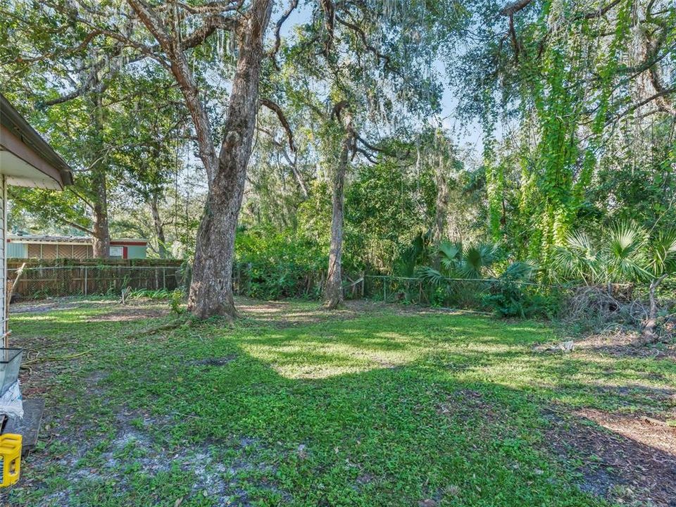 Active With Contract: $79,900 (1 beds, 1 baths, 672 Square Feet)