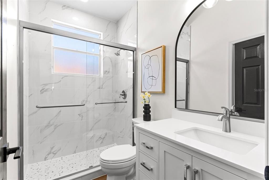 Под контрактом: $875,000 (5 спален, 5 ванн, 3277 Квадратных фут)