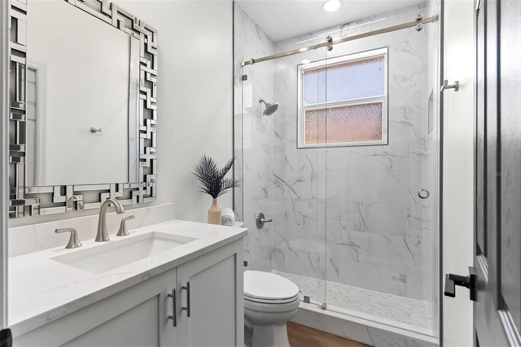 Под контрактом: $875,000 (5 спален, 5 ванн, 3277 Квадратных фут)