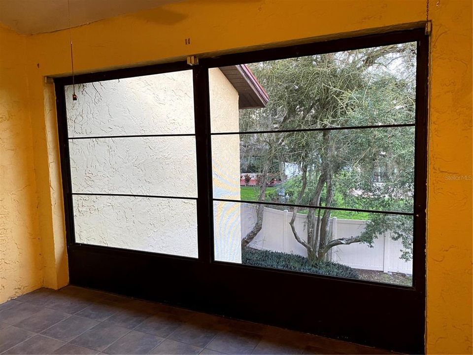 出租: $1,299 (2 贝兹, 2 浴室, 1010 平方英尺)