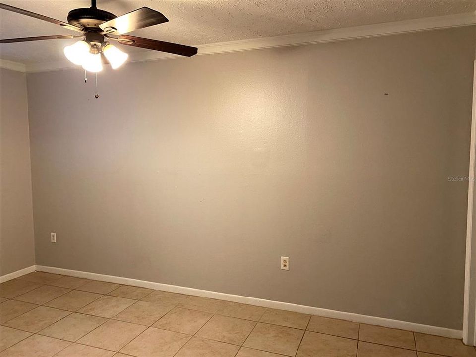 出租: $1,299 (2 贝兹, 2 浴室, 1010 平方英尺)