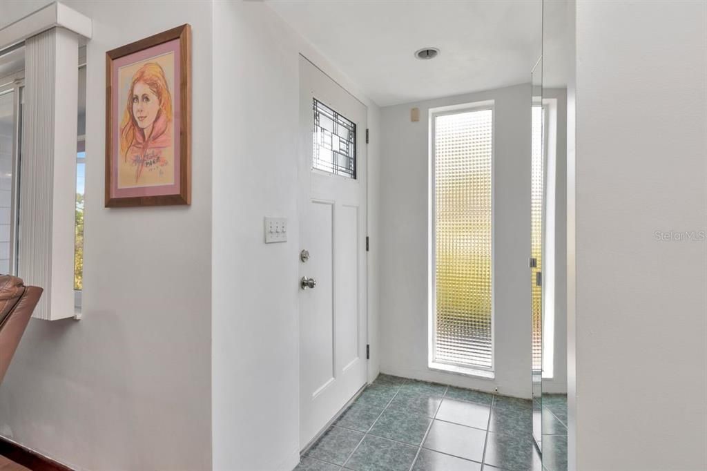 Active With Contract: $609,000 (3 beds, 2 baths, 1980 Square Feet)