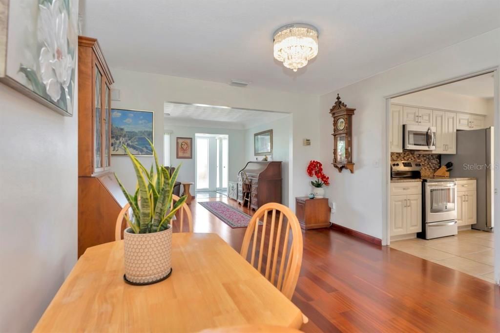 Active With Contract: $609,000 (3 beds, 2 baths, 1980 Square Feet)