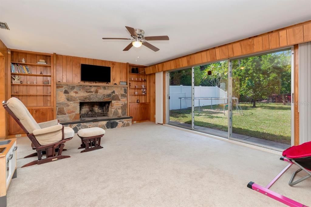 Active With Contract: $609,000 (3 beds, 2 baths, 1980 Square Feet)