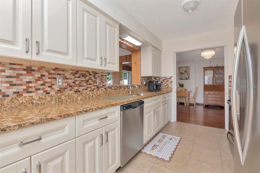 Active With Contract: $609,000 (3 beds, 2 baths, 1980 Square Feet)