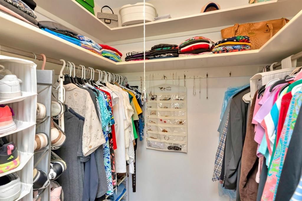 Active With Contract: $609,000 (3 beds, 2 baths, 1980 Square Feet)