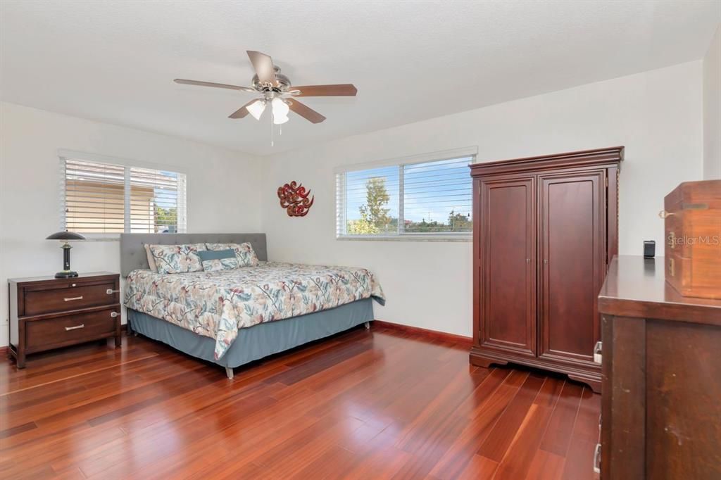 Active With Contract: $609,000 (3 beds, 2 baths, 1980 Square Feet)