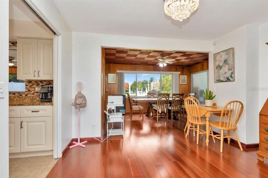 Active With Contract: $609,000 (3 beds, 2 baths, 1980 Square Feet)