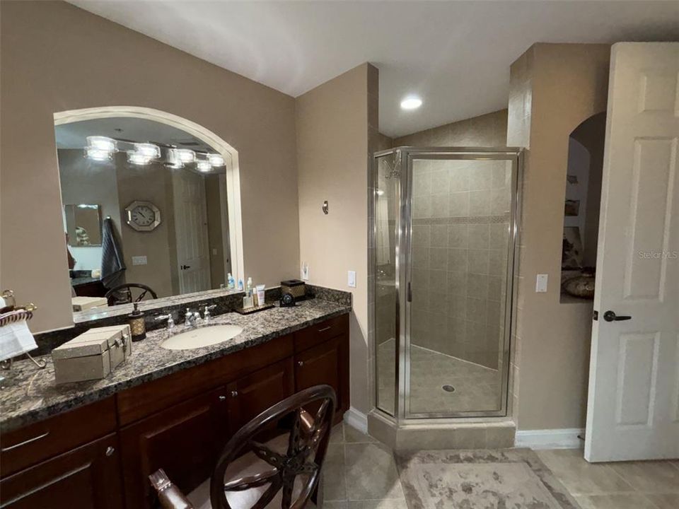 В аренду: $4,500 (3 спален, 3 ванн, 2338 Квадратных фут)